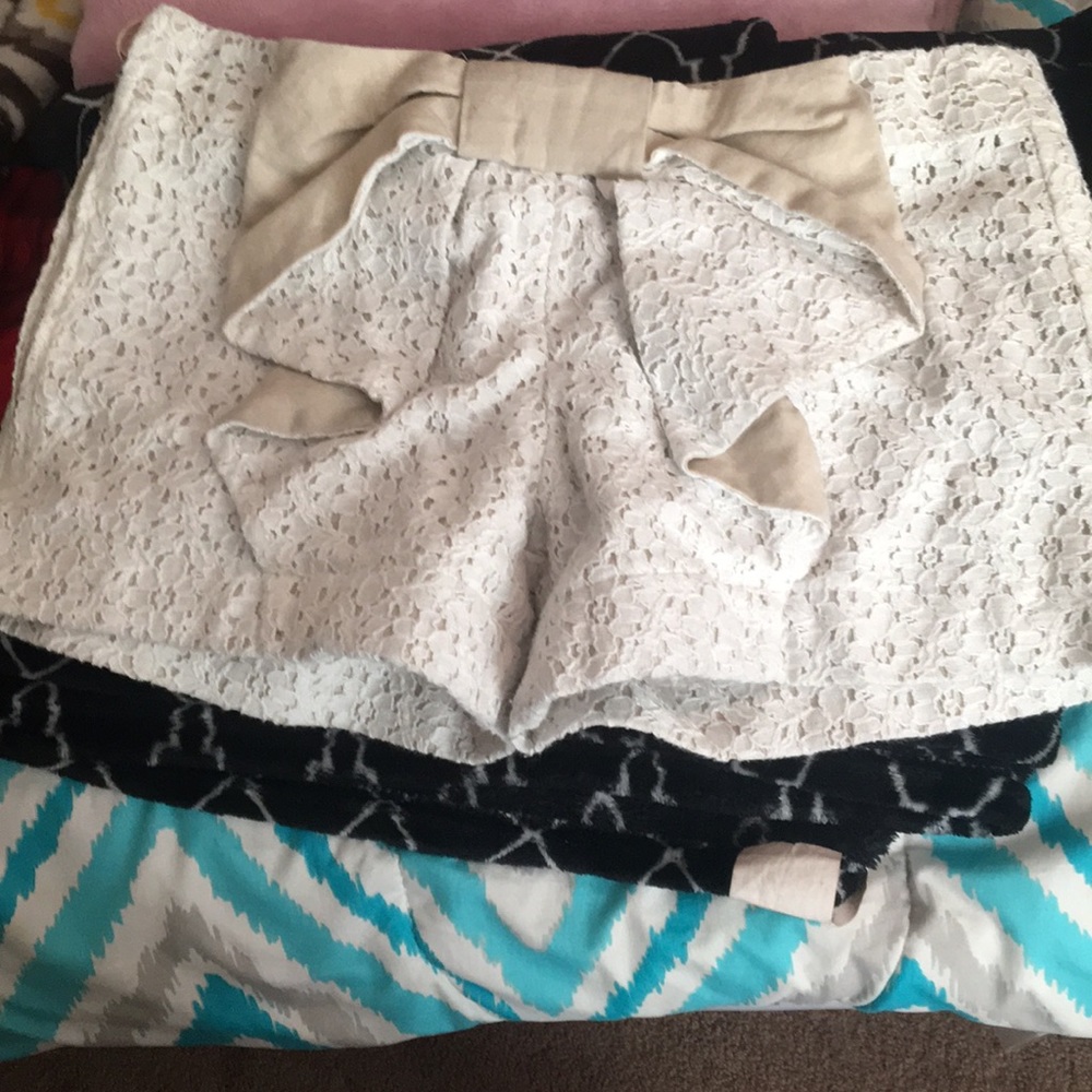 Bow Shorts